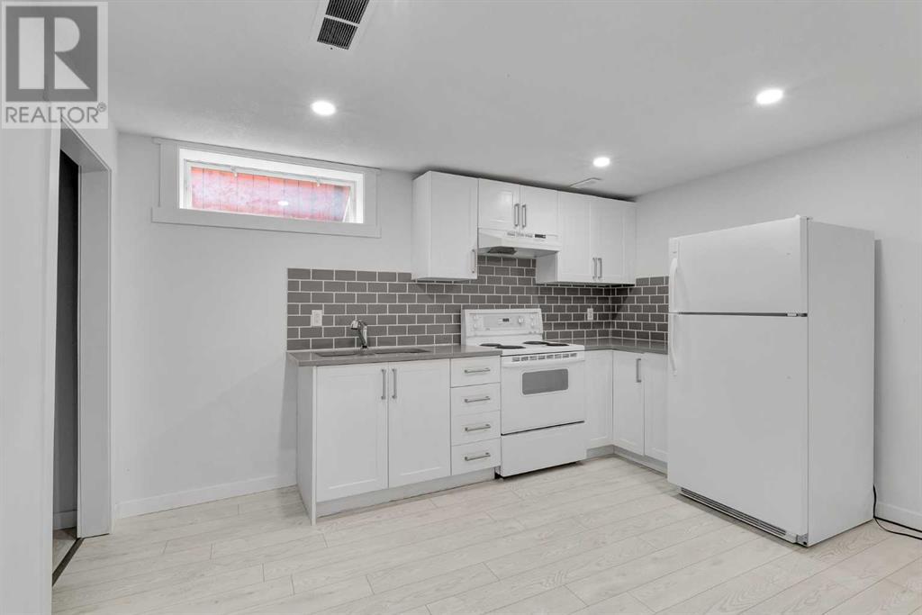 Single Family House Bungalow for Sale in  Dovercliffe Road SE Dover Calgary 