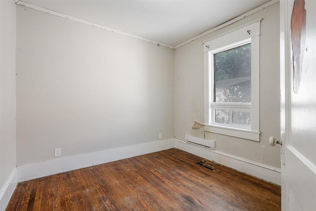 Photo 19 of 438 St Johns Avenue, Winnipeg MB