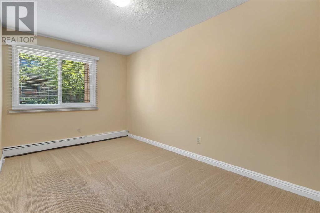 Single Family House for Sale in  A  Street NW Varsity Calgary 