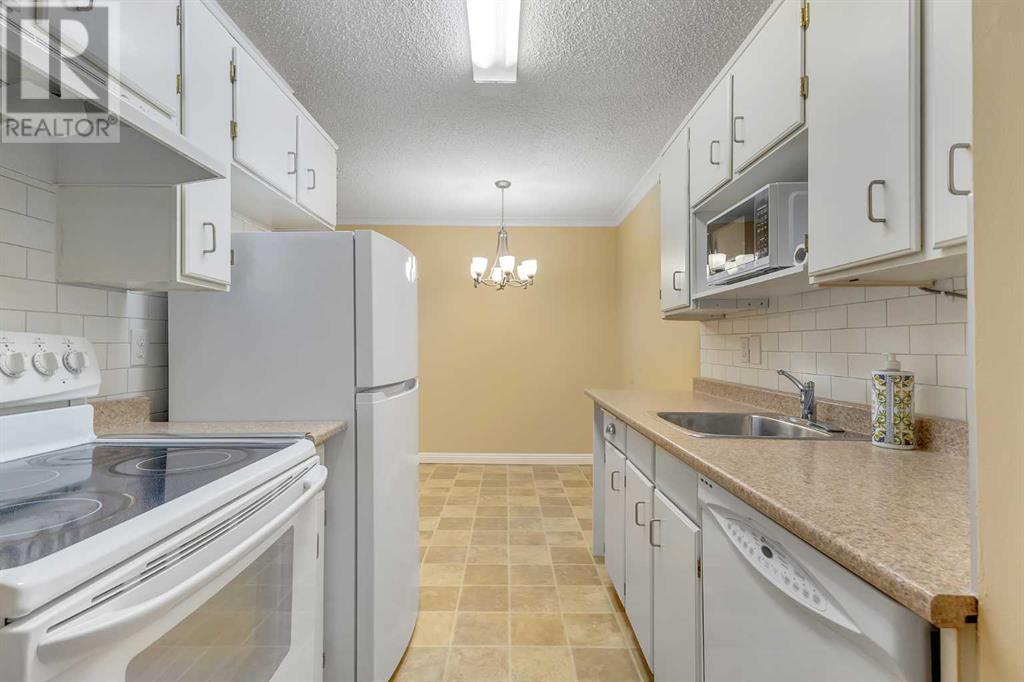 Single Family House for Sale in  A  Street NW Varsity Calgary 