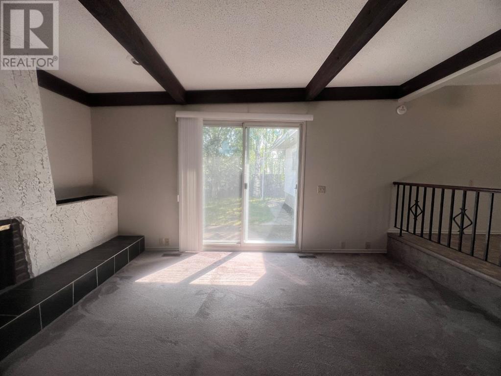 Single Family House Bungalow for Sale in  Silverview Drive NW Silver Springs Calgary 