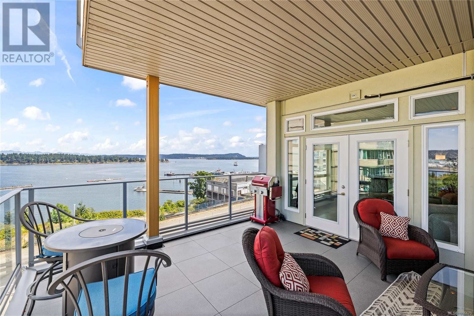 404 10 Chapel St, Nanaimo