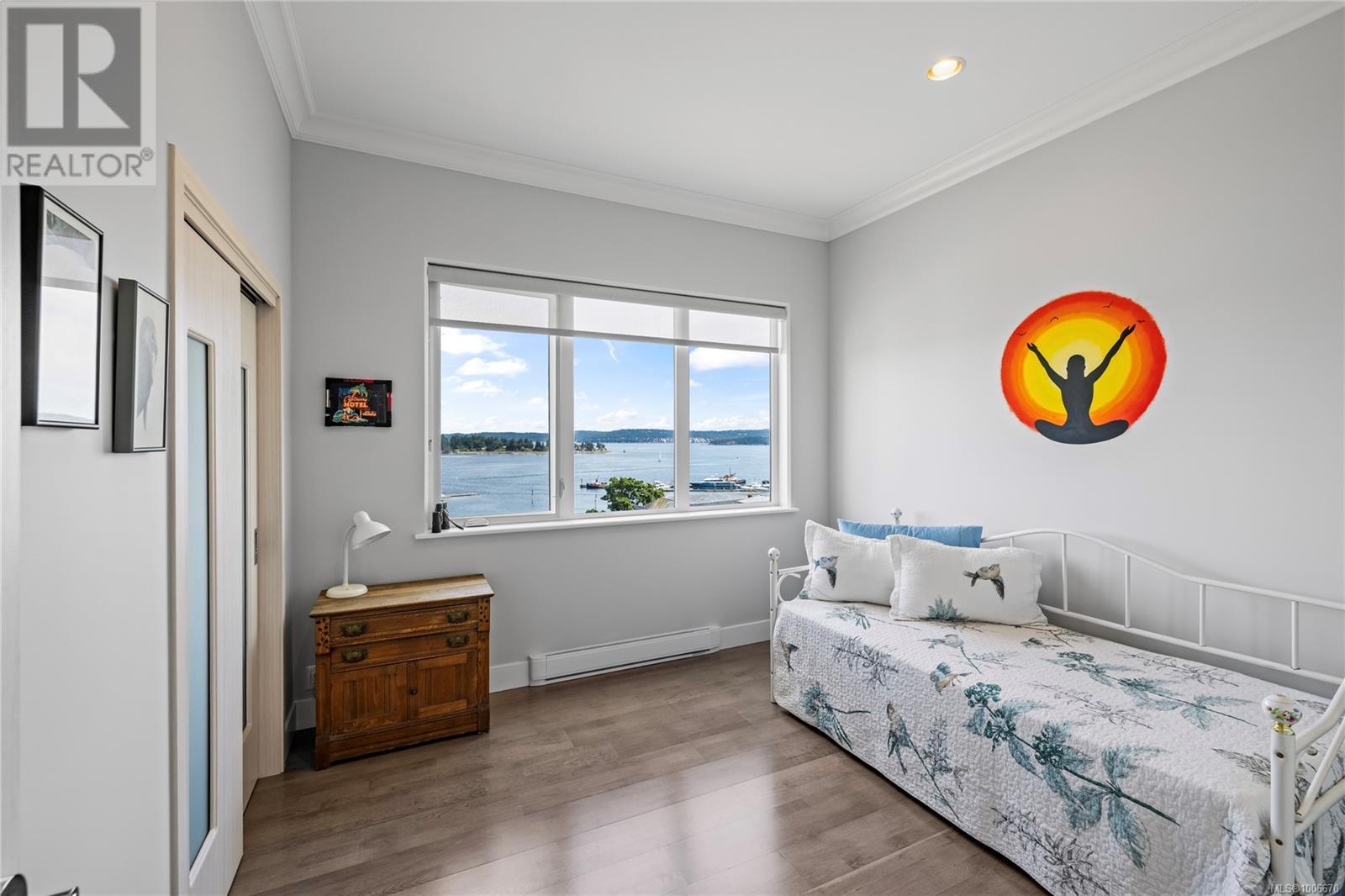 404 10 Chapel St, Nanaimo