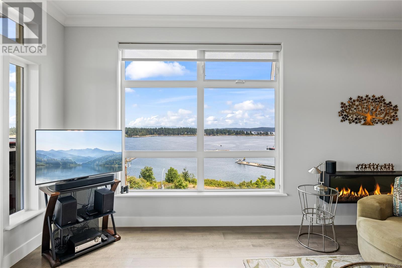 404 10 Chapel St, Nanaimo