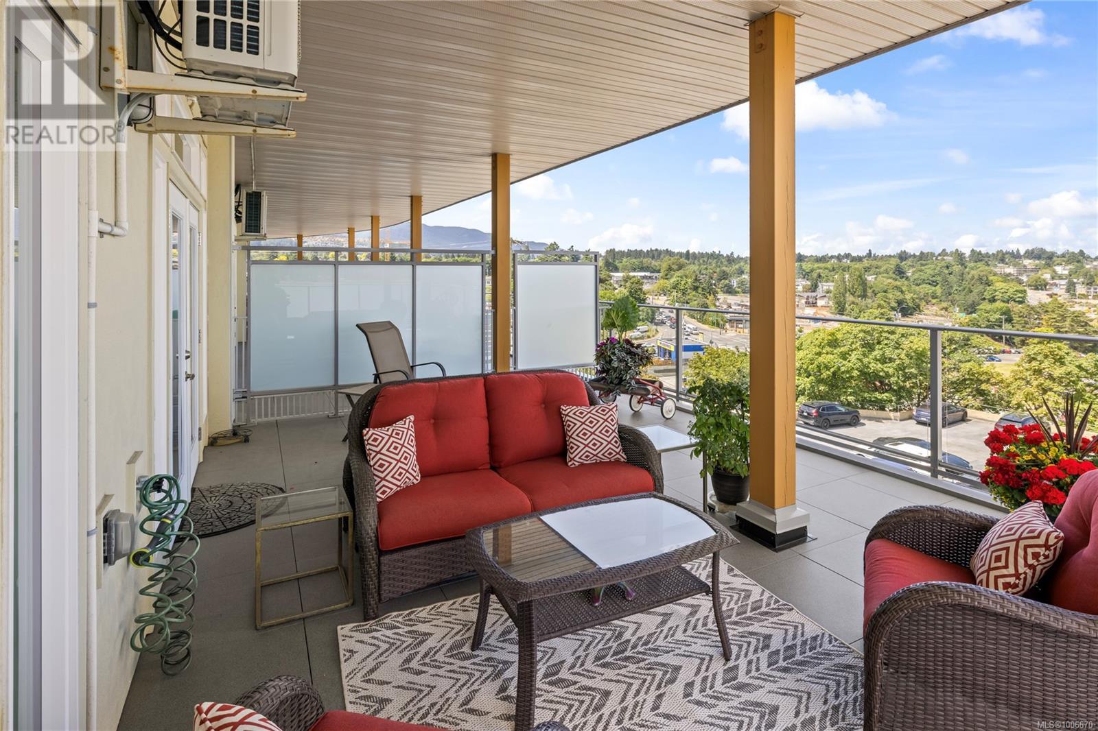 404 10 Chapel St, Nanaimo