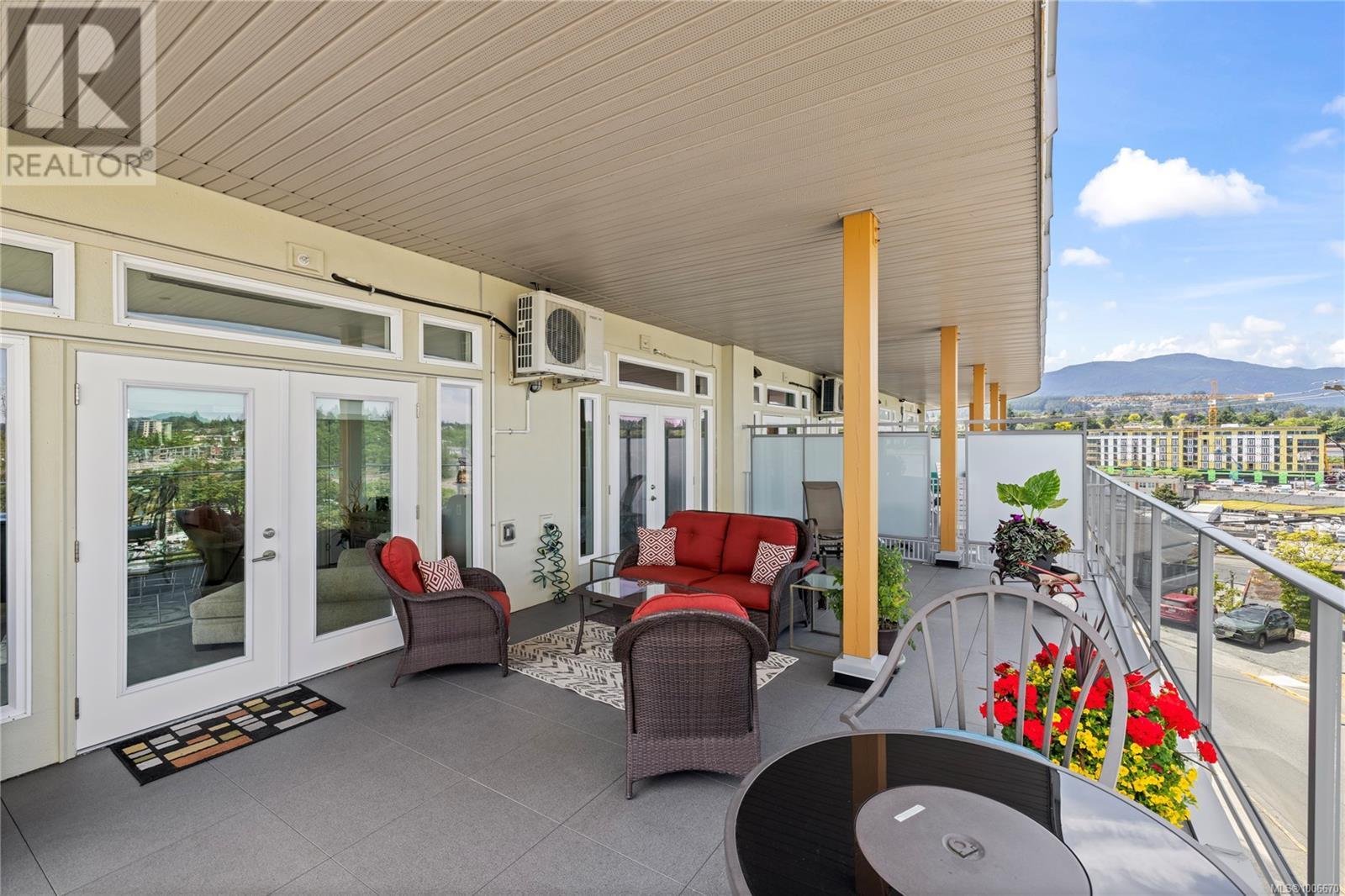 404 10 Chapel St, Nanaimo