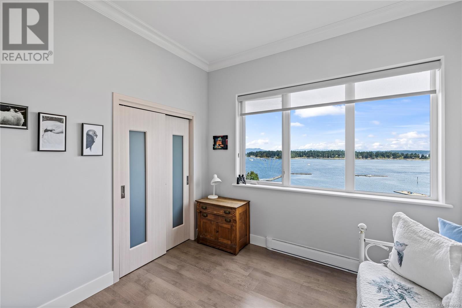 404 10 Chapel St, Nanaimo