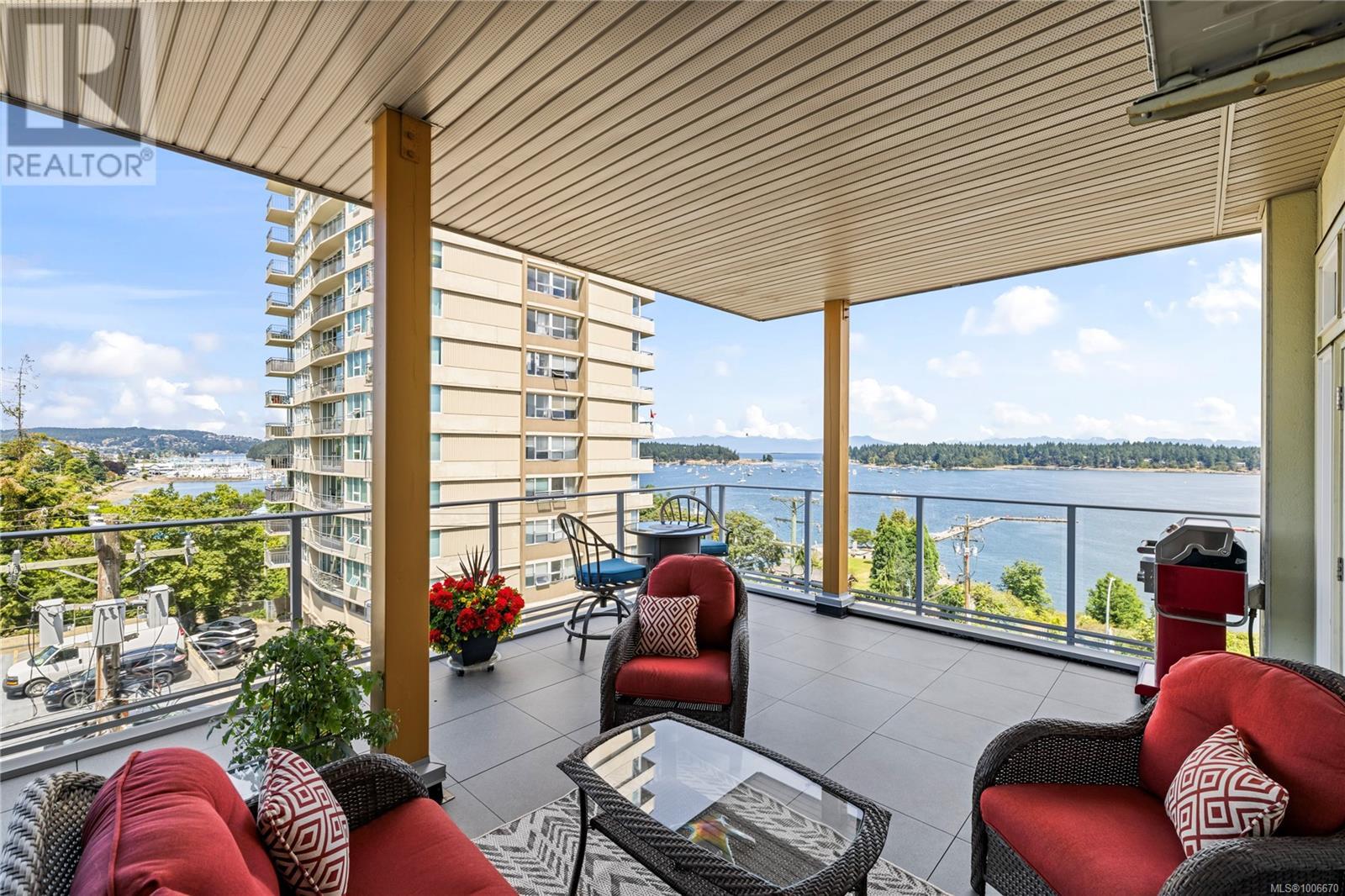 404 10 Chapel St, Nanaimo