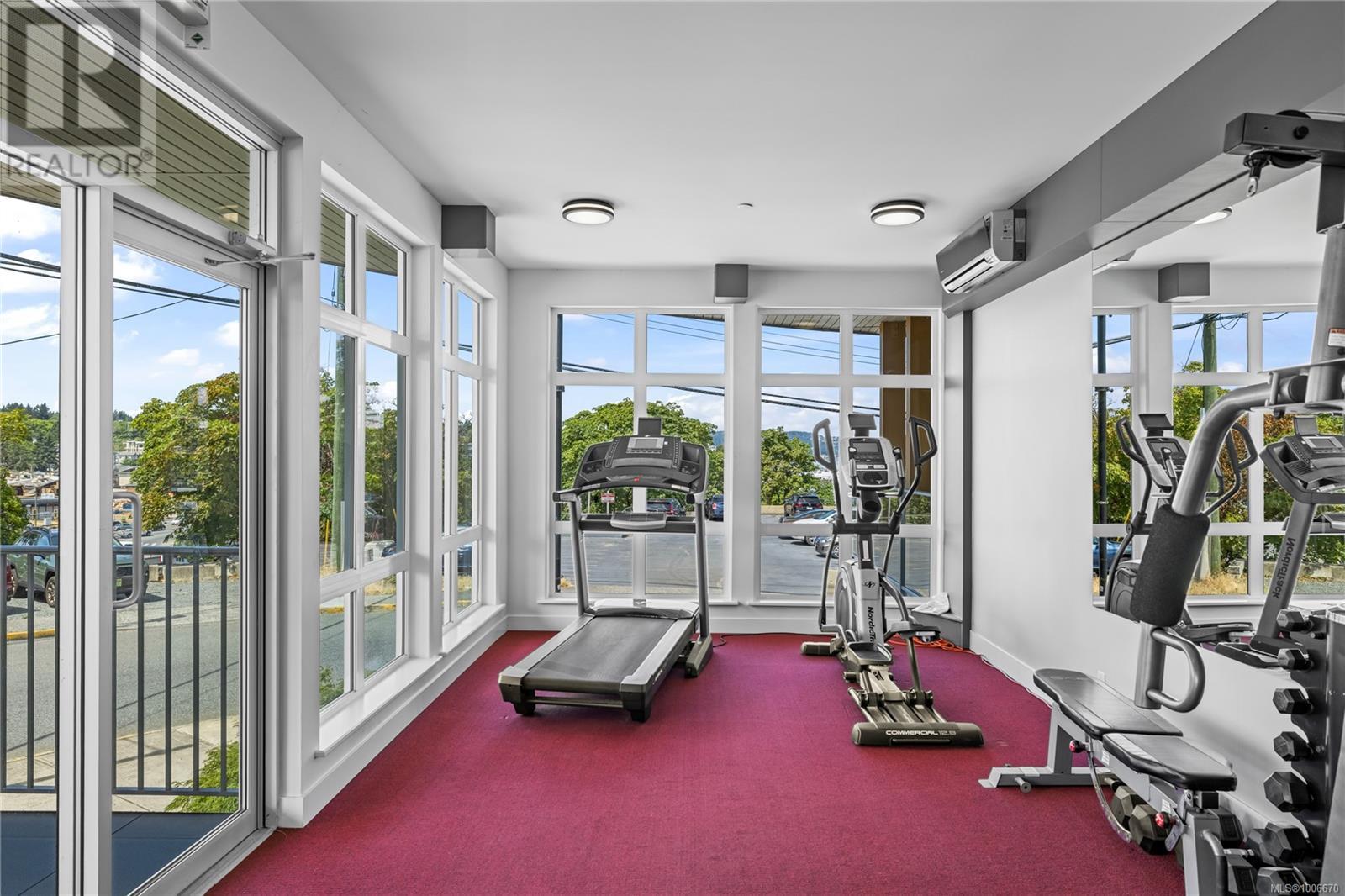 404 10 Chapel St, Nanaimo