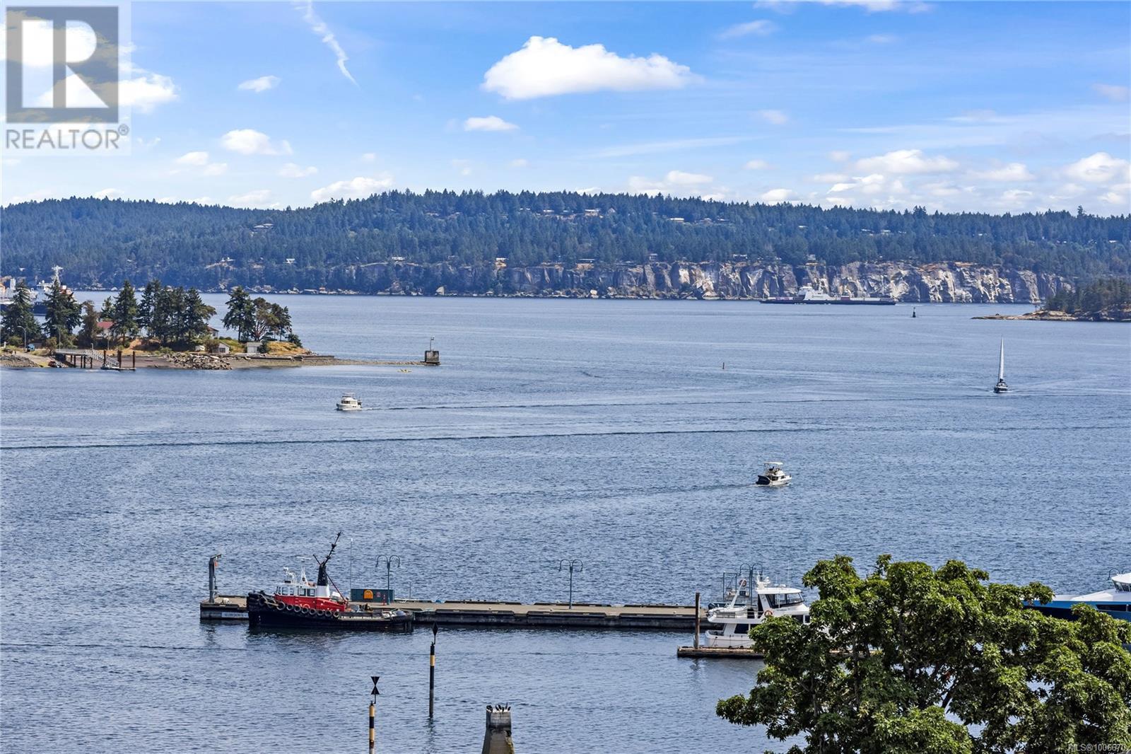 404 10 Chapel St, Nanaimo