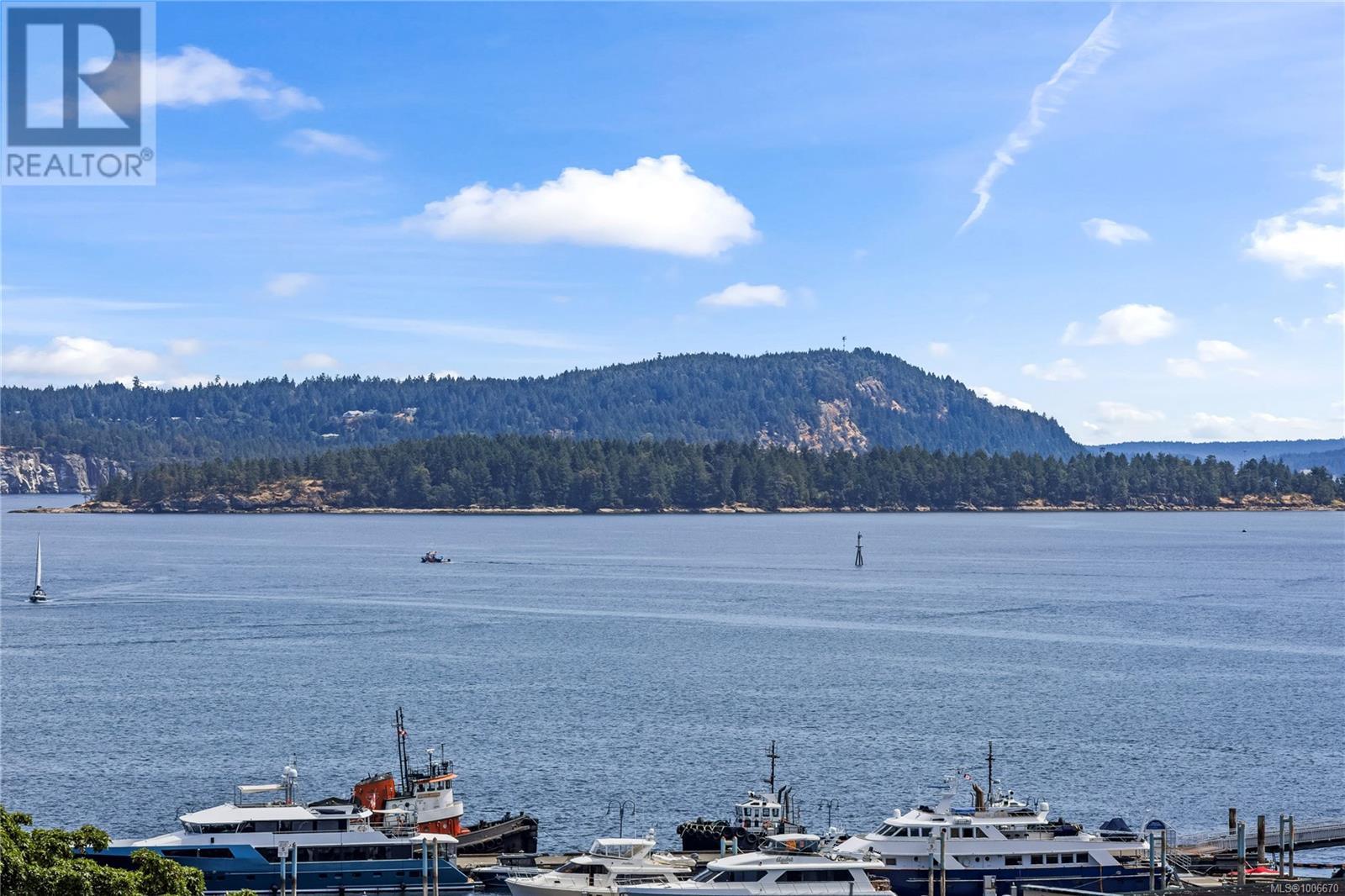 404 10 Chapel St, Nanaimo