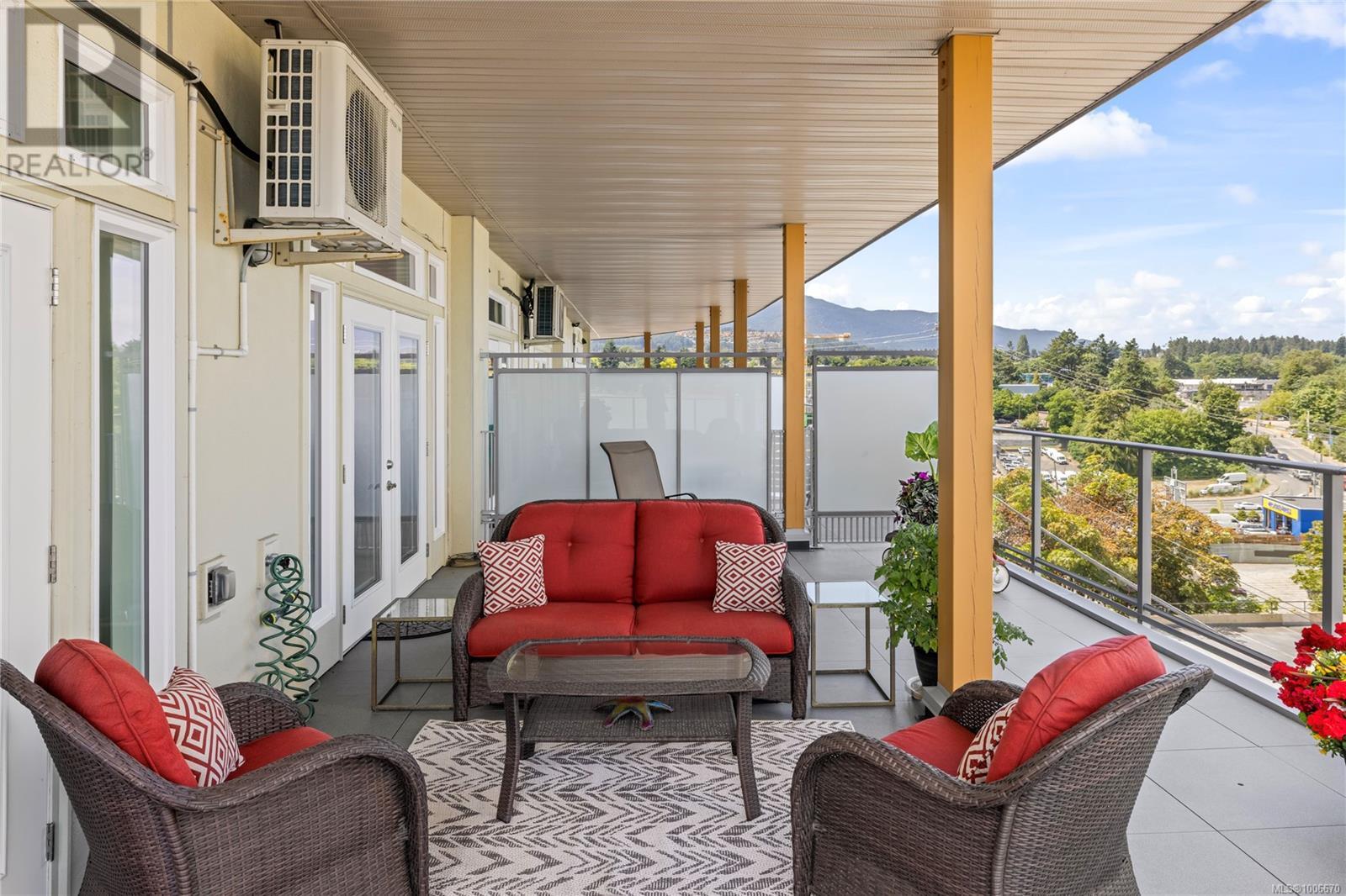 404 10 Chapel St, Nanaimo