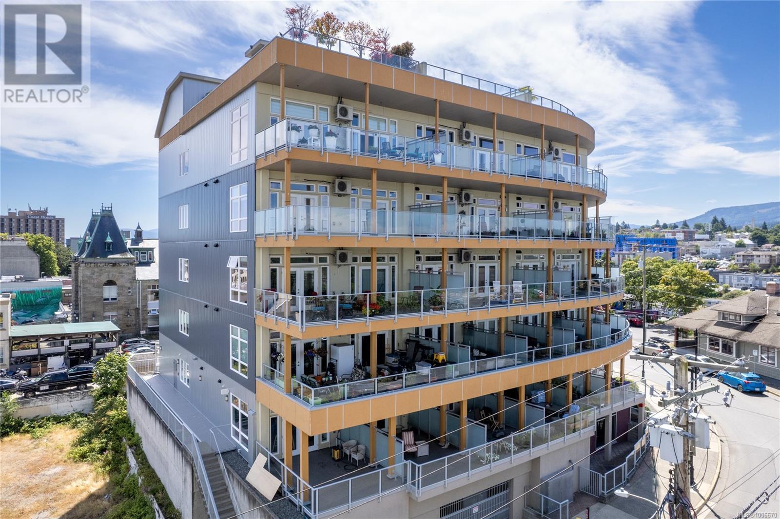 404 10 Chapel St, Nanaimo