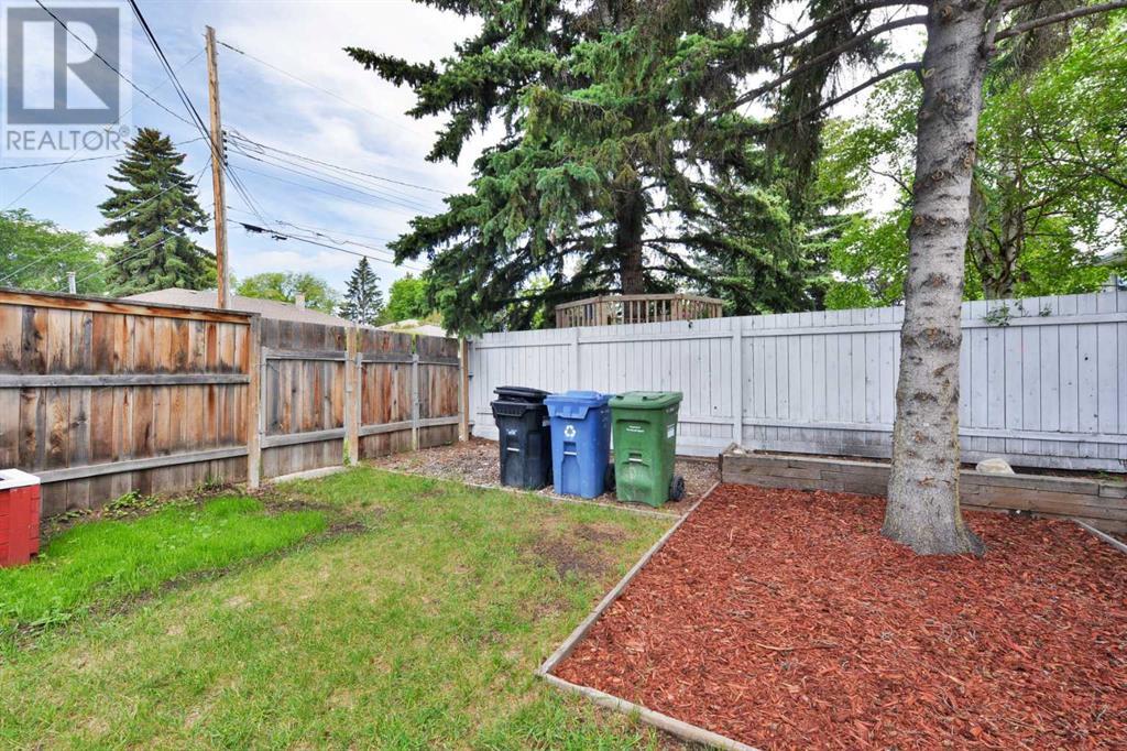 Single Family House Bungalow for Sale in  Governor Drive SW Glamorgan Calgary 