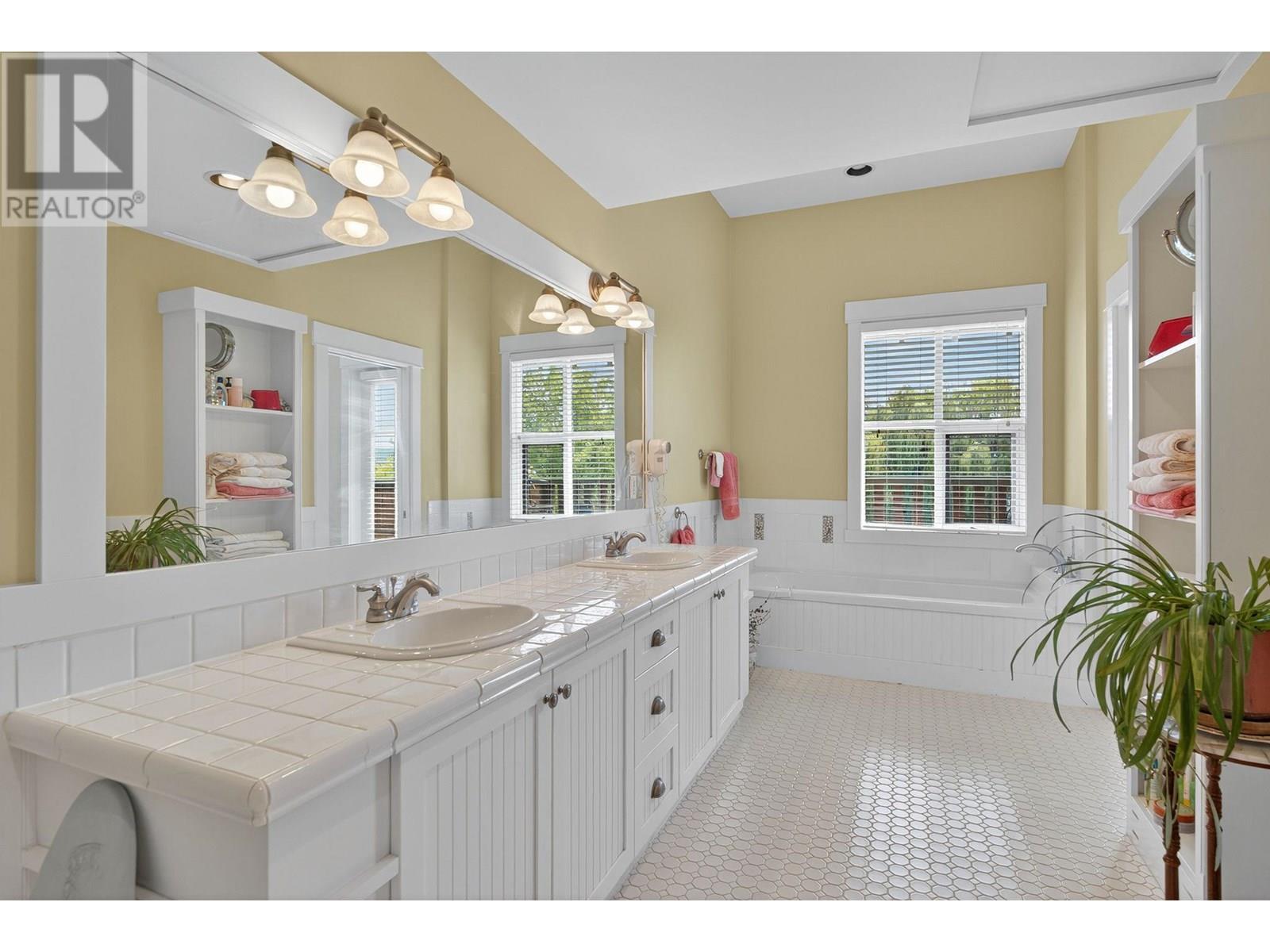 524 3880 Truswell Road, Kelowna