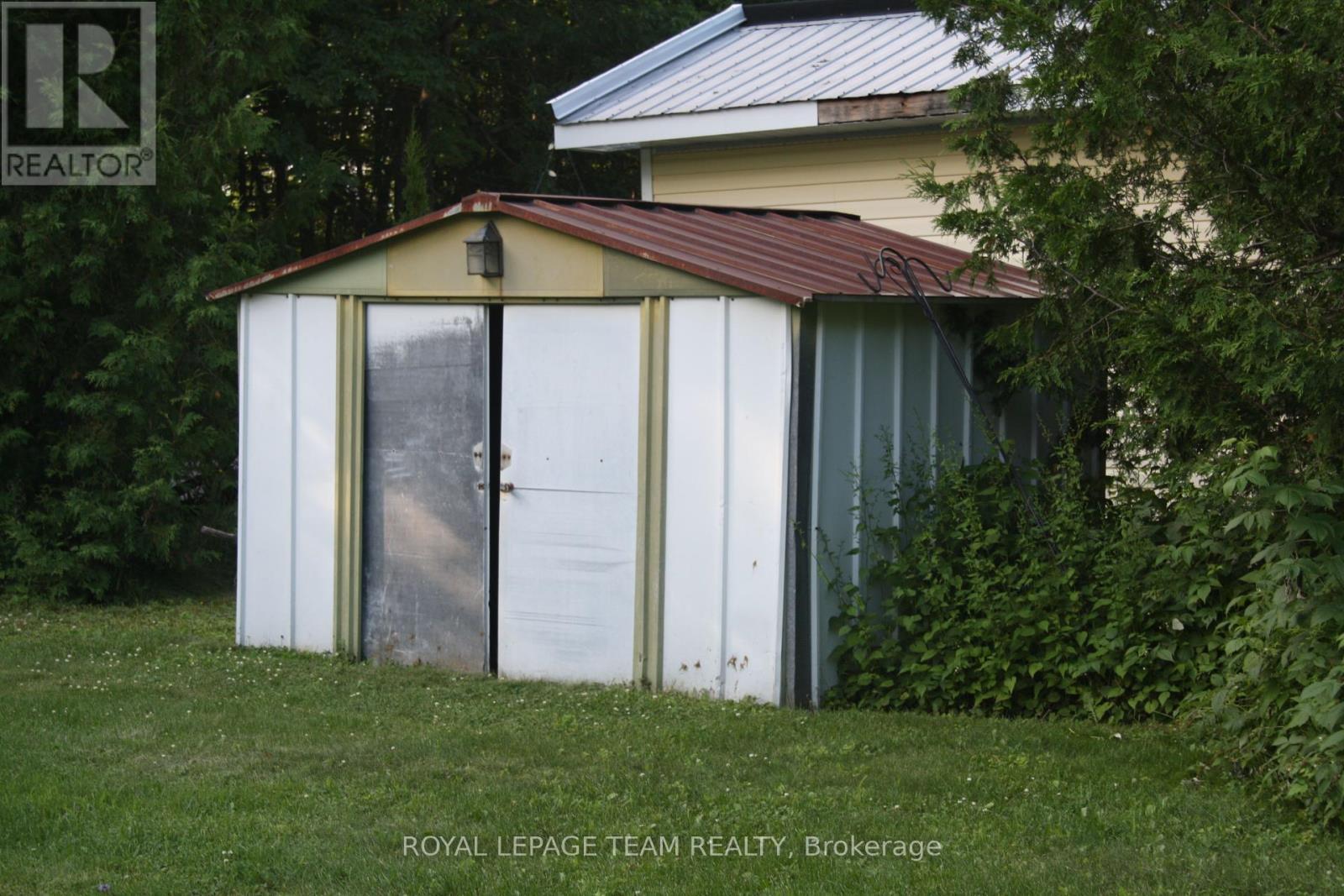 Photo 11 of 27 Jennifer Lane, Horton ON
