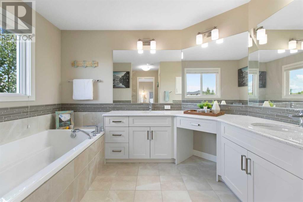 Single Family House for Sale in  Silverado Crest Bay SW Silverado Calgary 