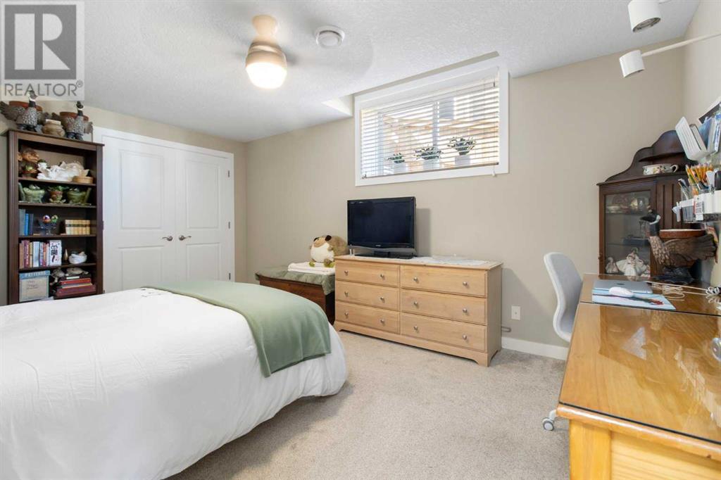 Single Family House for Sale in  Silverado Crest Bay SW Silverado Calgary 