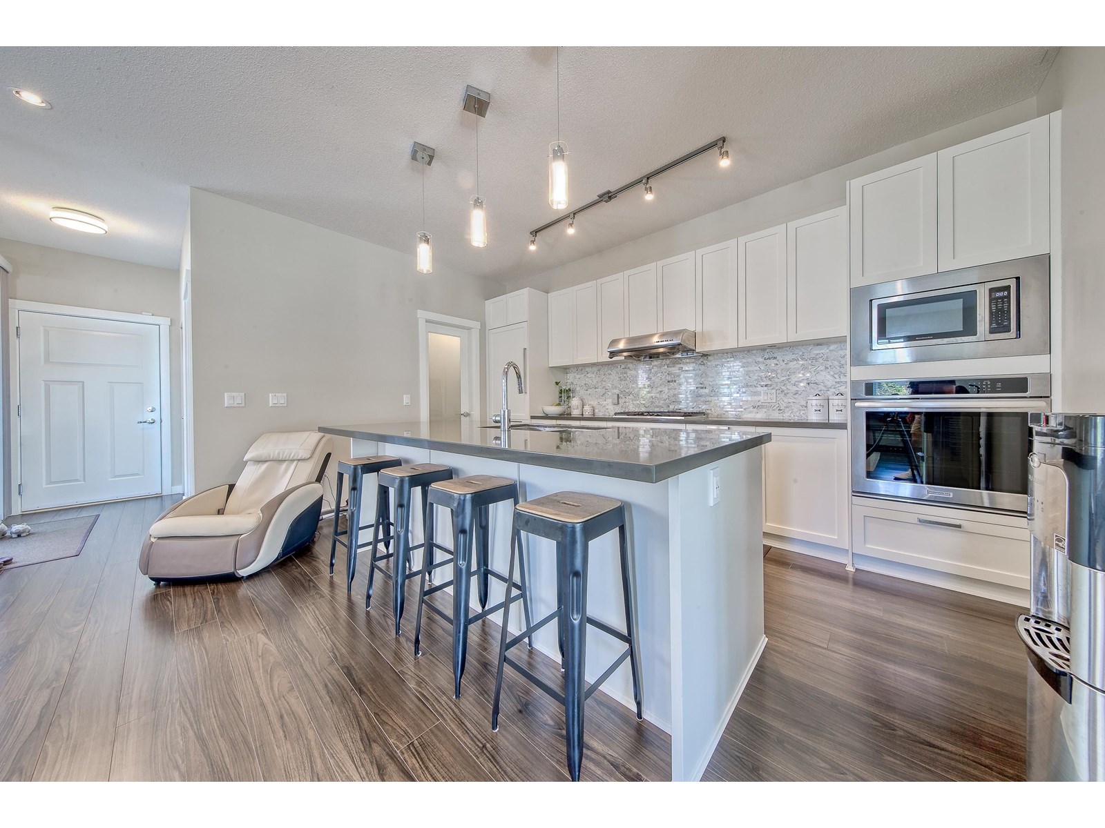 Photo 4 of 71 10500 Delsom Crescent, Delta BC