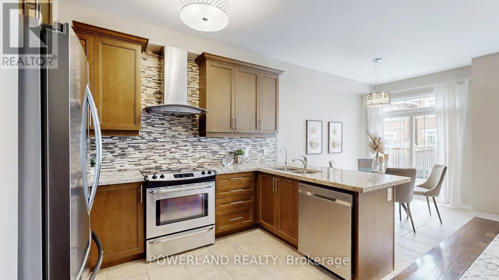 Single Family House for Sale in  SPRUCE PINE CRESCENT Vaughan (Patterson) 