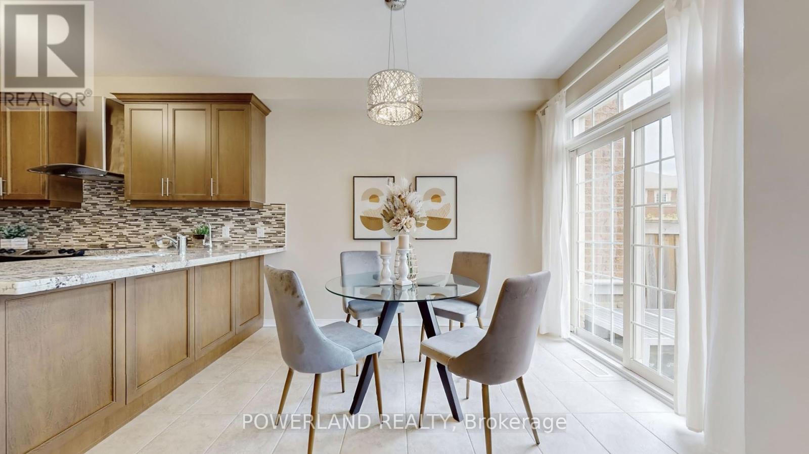 Single Family House for Sale in  SPRUCE PINE CRESCENT Vaughan (Patterson) 