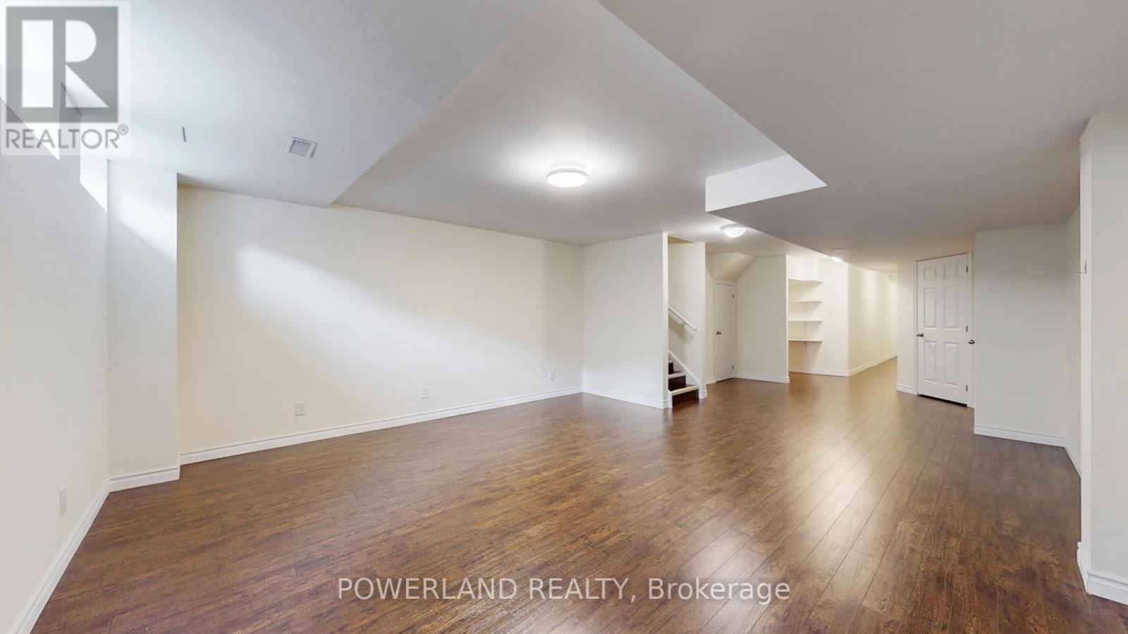 Single Family House for Sale in  SPRUCE PINE CRESCENT Vaughan (Patterson) 