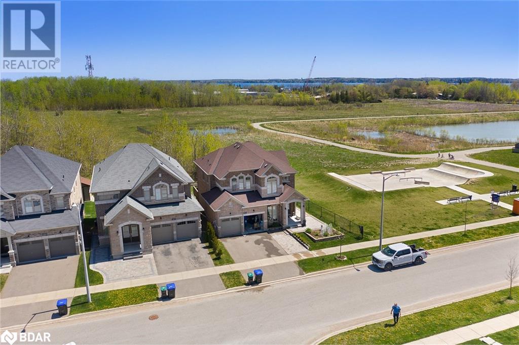 Photo 39 of 1601 Emberton Way, Innisfil ON