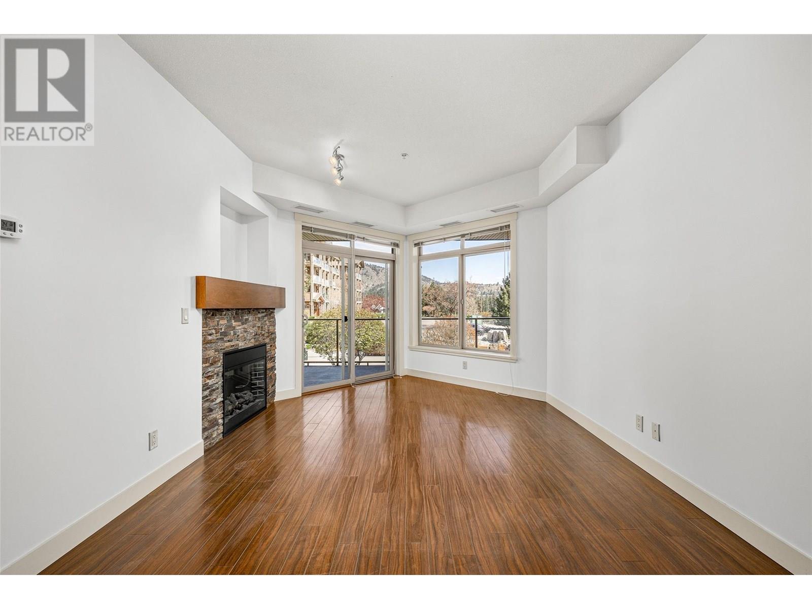 #215 3533 CARRINGTON ROAD - 15