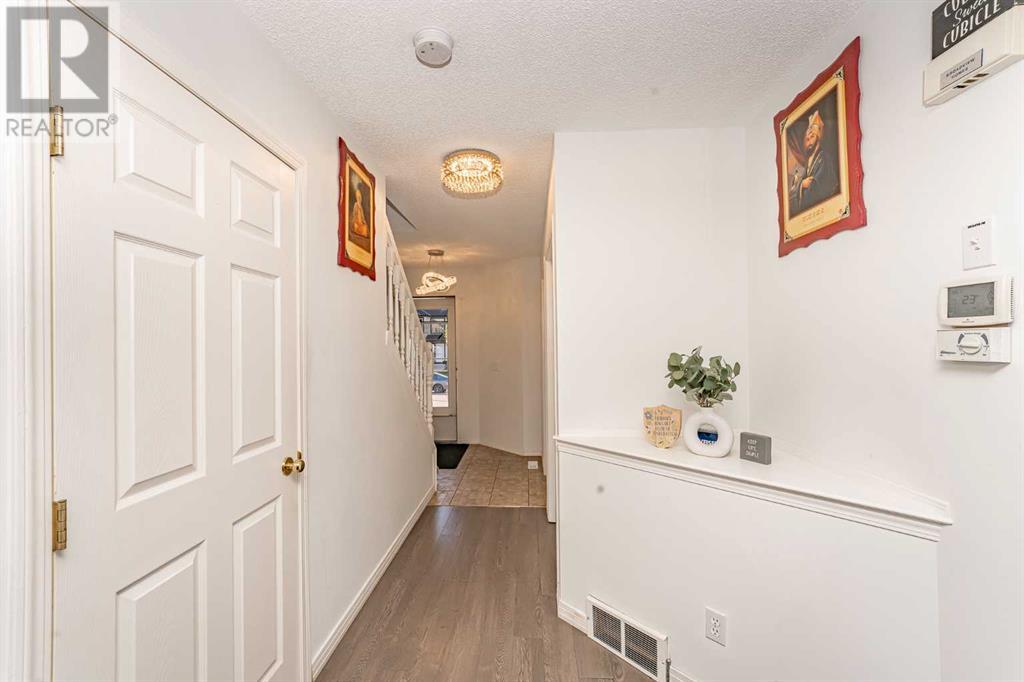Single Family House for Sale in  Martha