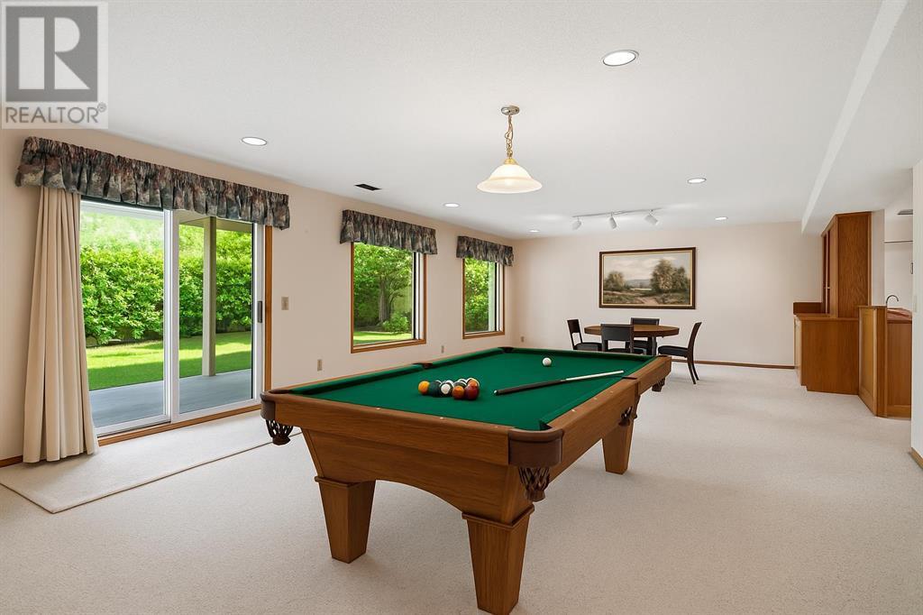 Single Family House Bungalow for Sale in  Shawnee Gardens SW Shawnee Slopes Calgary 