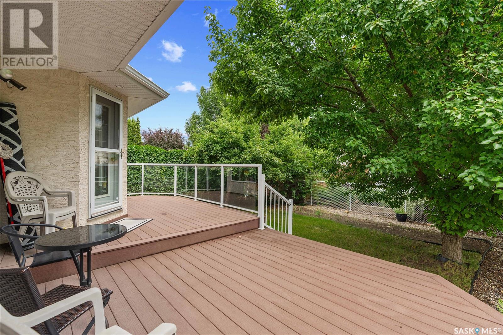 Single Family House 2 Level for Sale in  Hayden Park ROAD Regina 