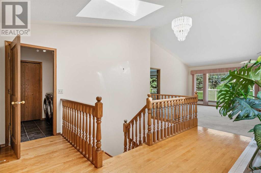 Single Family House Bungalow for Sale in  Shawnee Gardens SW Shawnee Slopes Calgary 