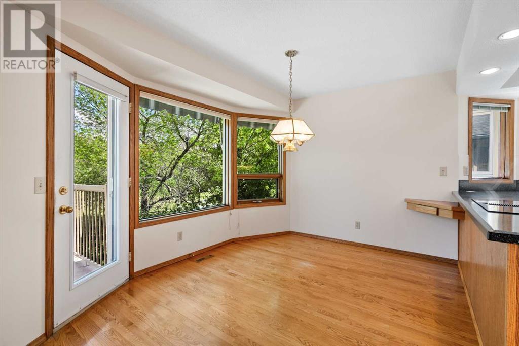 Single Family House Bungalow for Sale in  Shawnee Gardens SW Shawnee Slopes Calgary 