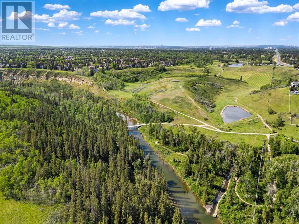 Single Family House Bungalow for Sale in  Shawnee Gardens SW Shawnee Slopes Calgary 