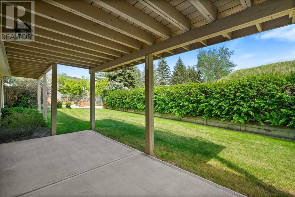 Single Family House Bungalow for Sale in  Shawnee Gardens SW Shawnee Slopes Calgary 