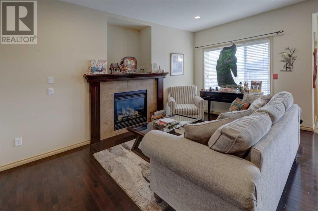 Single Family House for Sale in  Kinlea Link NW Kincora Calgary 