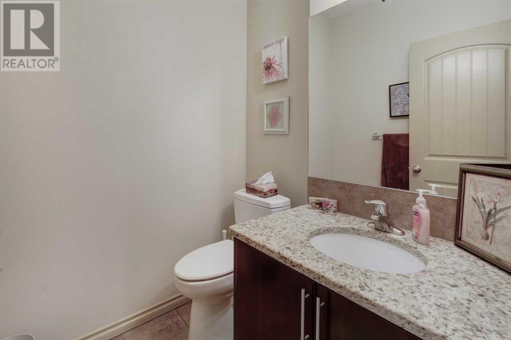 Single Family House for Sale in  Kinlea Link NW Kincora Calgary 