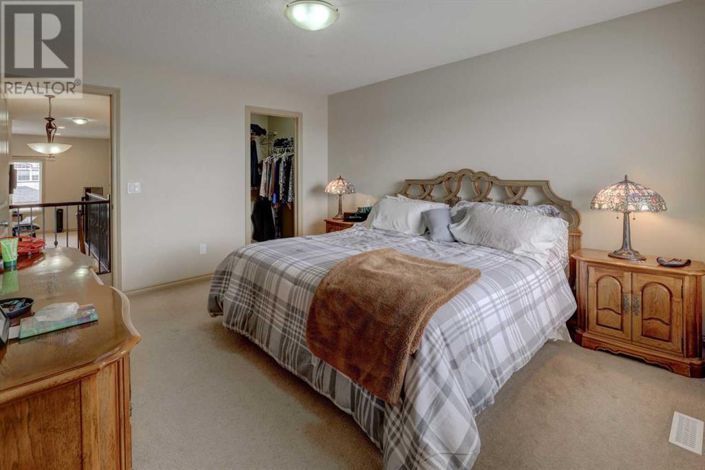 Single Family House for Sale in  Kinlea Link NW Kincora Calgary 