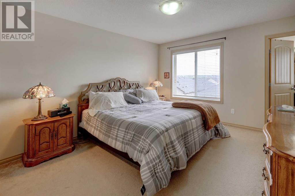 Single Family House for Sale in  Kinlea Link NW Kincora Calgary 
