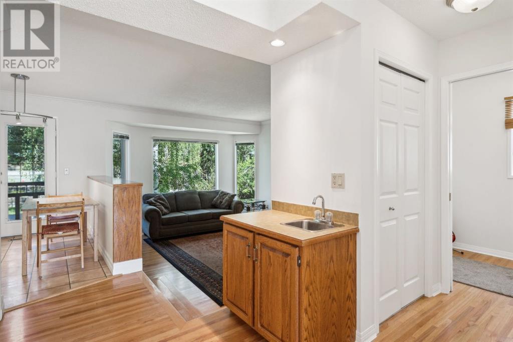 Single Family House for Sale in  Strathlorne Crescent SW Strathcona Park Calgary 