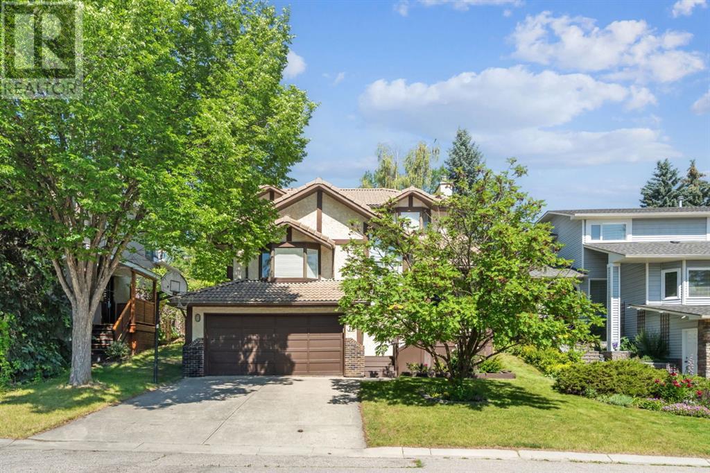 Single Family House for Sale in  Strathlorne Crescent SW Strathcona Park Calgary 