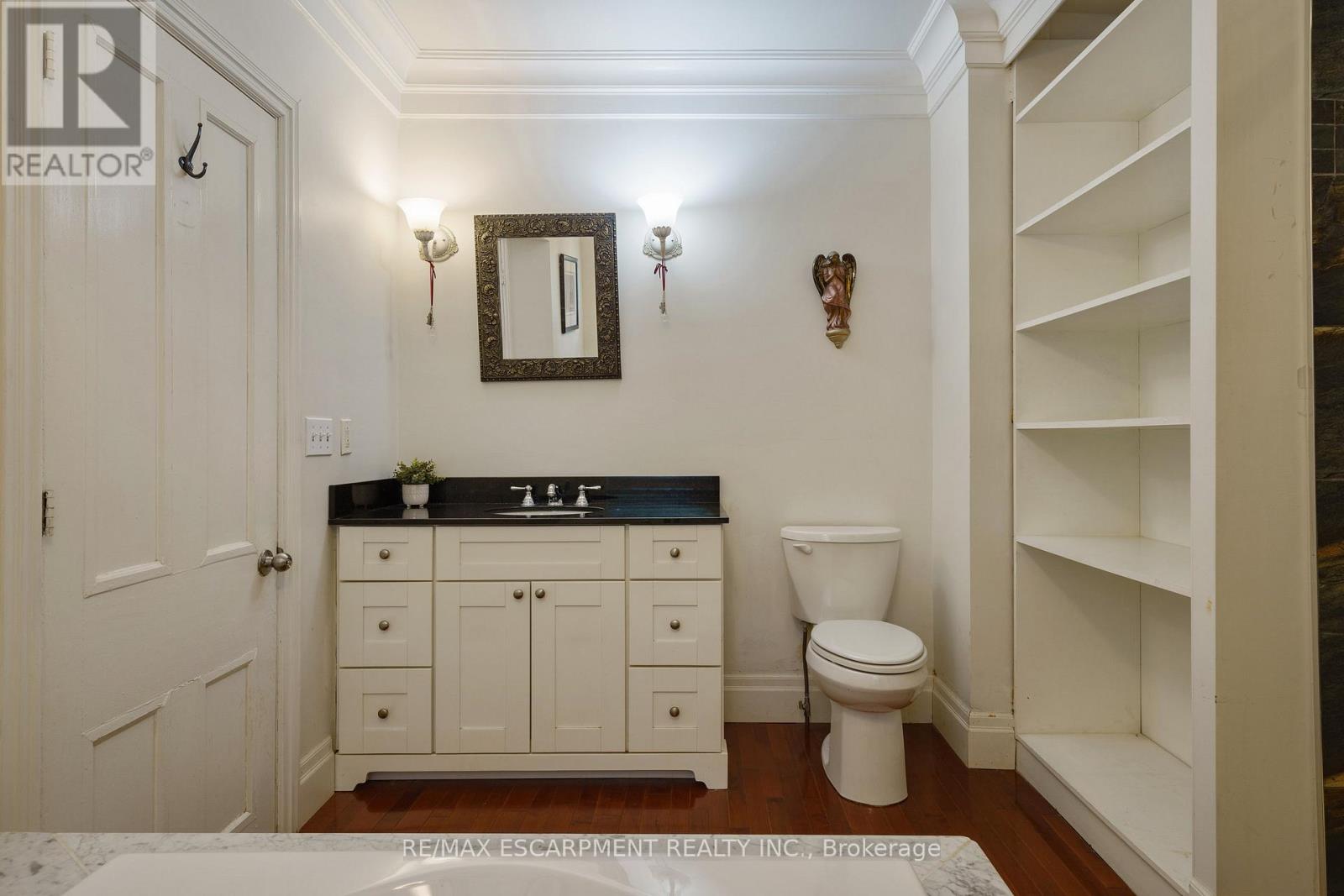 Photo 29 of 275 Cumberland Avenue, Hamilton ON