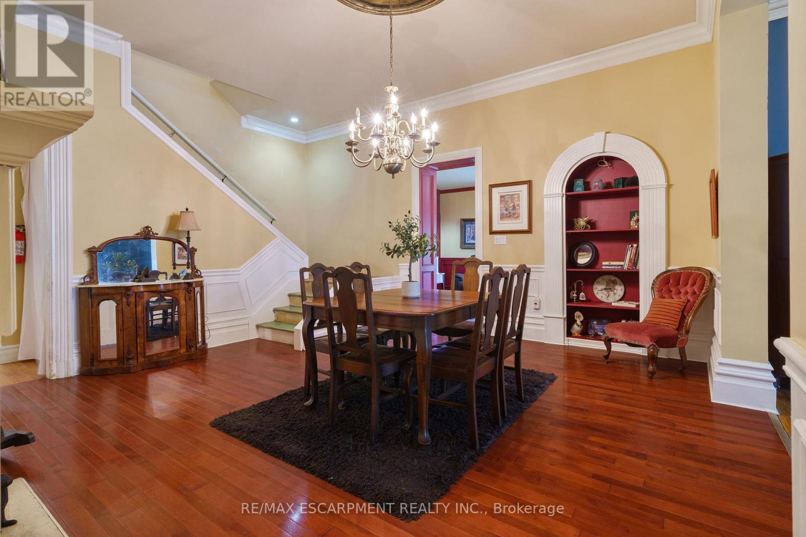 Photo 37 of 275 Cumberland Avenue, Hamilton ON