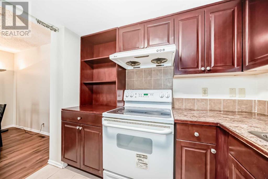 2204, 3500 Varsity Drive NW, Calgary, Alberta