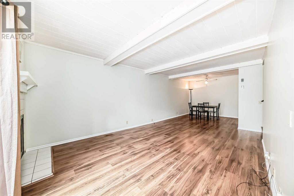 Single Family House for Sale in   Varsity Drive NW Varsity Calgary 