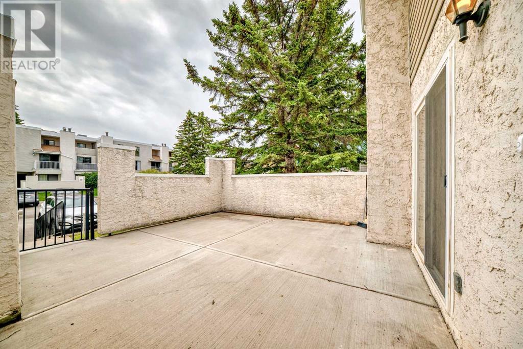Single Family House for Sale in   Varsity Drive NW Varsity Calgary 