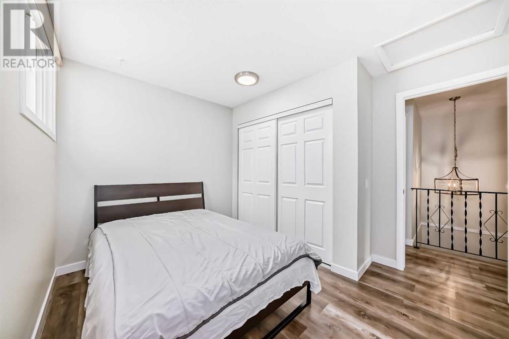 Single Family House for Sale in   Varsity Drive NW Varsity Calgary 