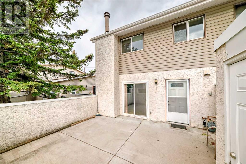 Single Family House for Sale in   Varsity Drive NW Varsity Calgary 