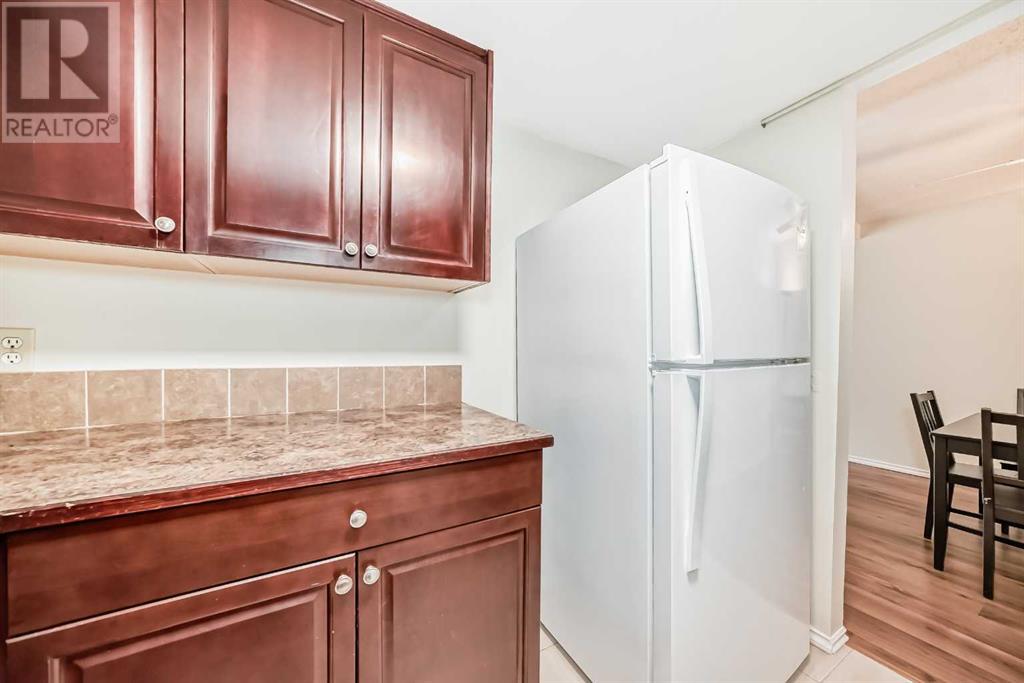 Single Family House for Sale in   Varsity Drive NW Varsity Calgary 