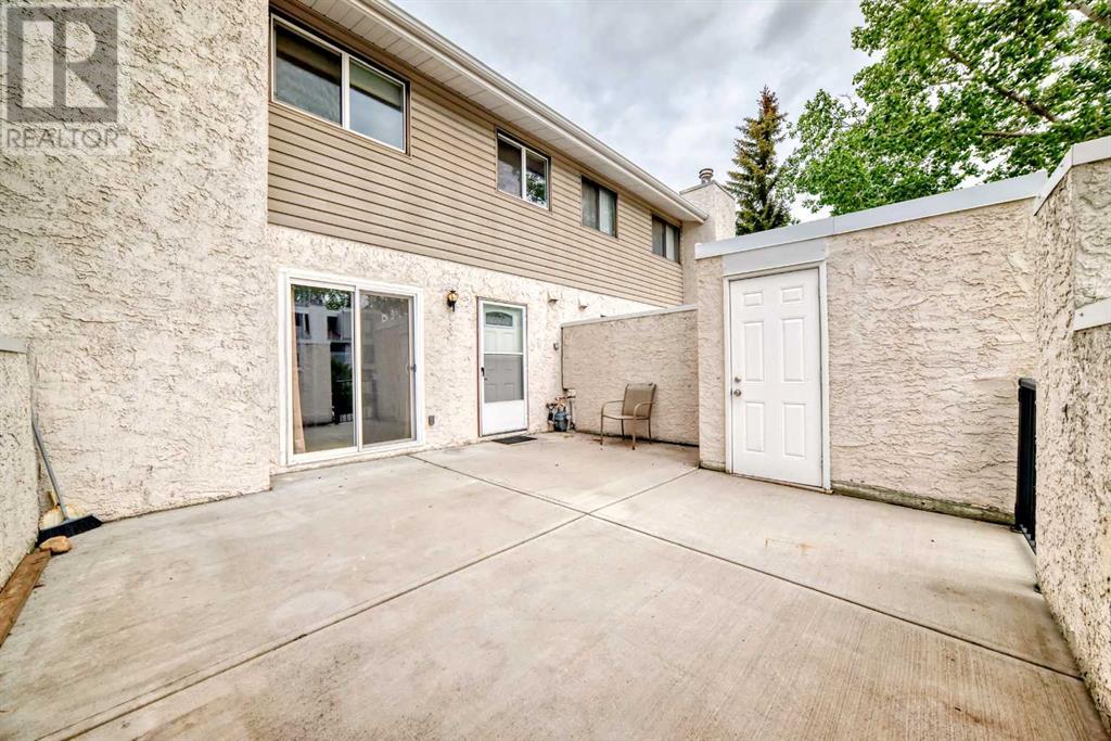 Single Family House for Sale in   Varsity Drive NW Varsity Calgary 